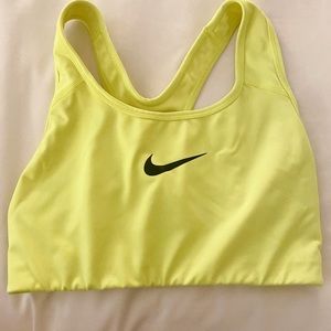 neon green nike sports bra
